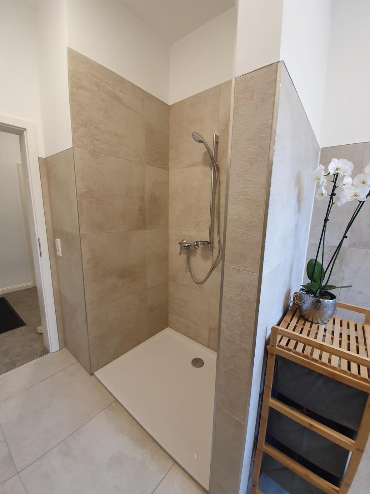 Meet And Greet Am Steiger Apartment Erfurt Room photo